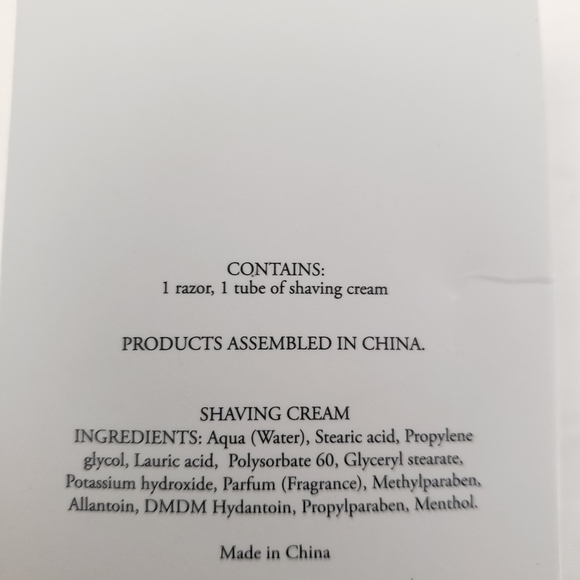 Travel Kit Hask Shampoo and Conditioner 2 Blade Schick Razor And Vanity Set - Picture 4 of 8